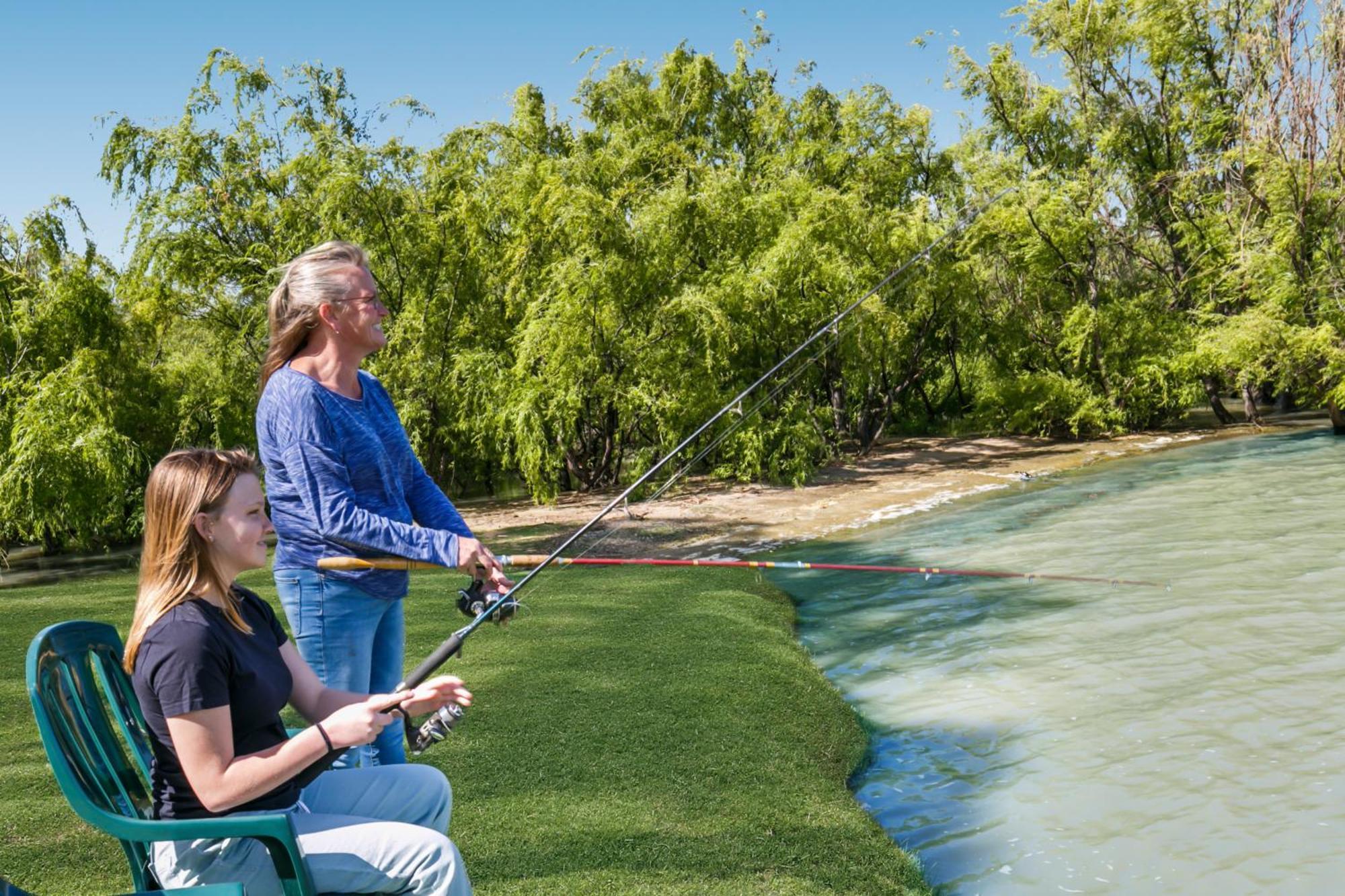 Big4 Mannum Holiday Park Exterior photo
