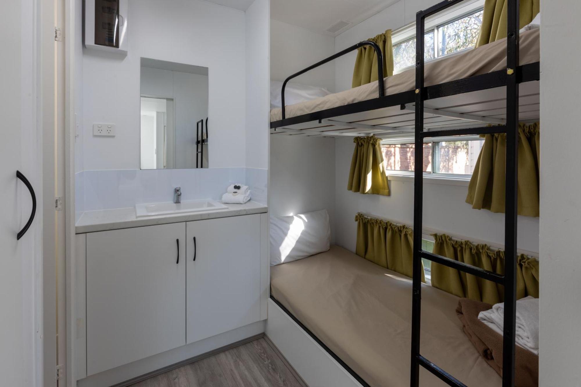 Big4 Mannum Holiday Park Room photo
