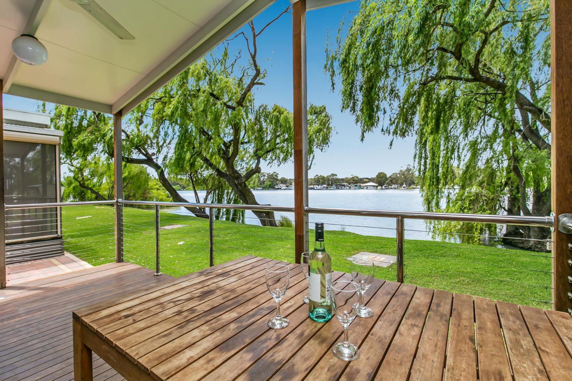 Big4 Mannum Holiday Park Exterior photo